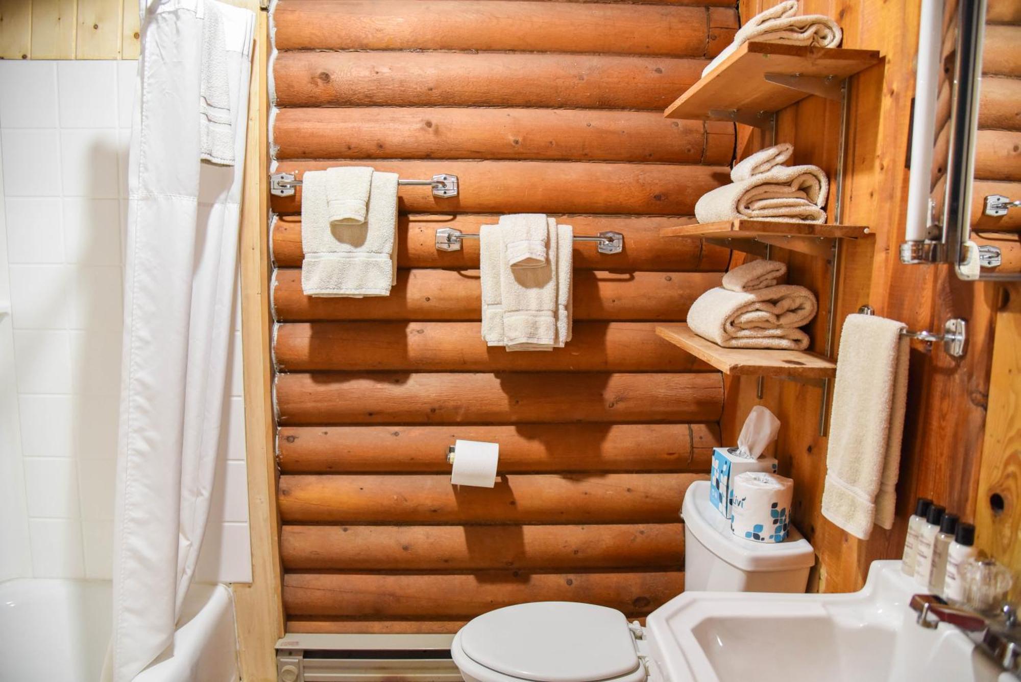 Bear Bait Cabin In Upper Valley With High Speed Wifi Ред-Рівер Екстер'єр фото