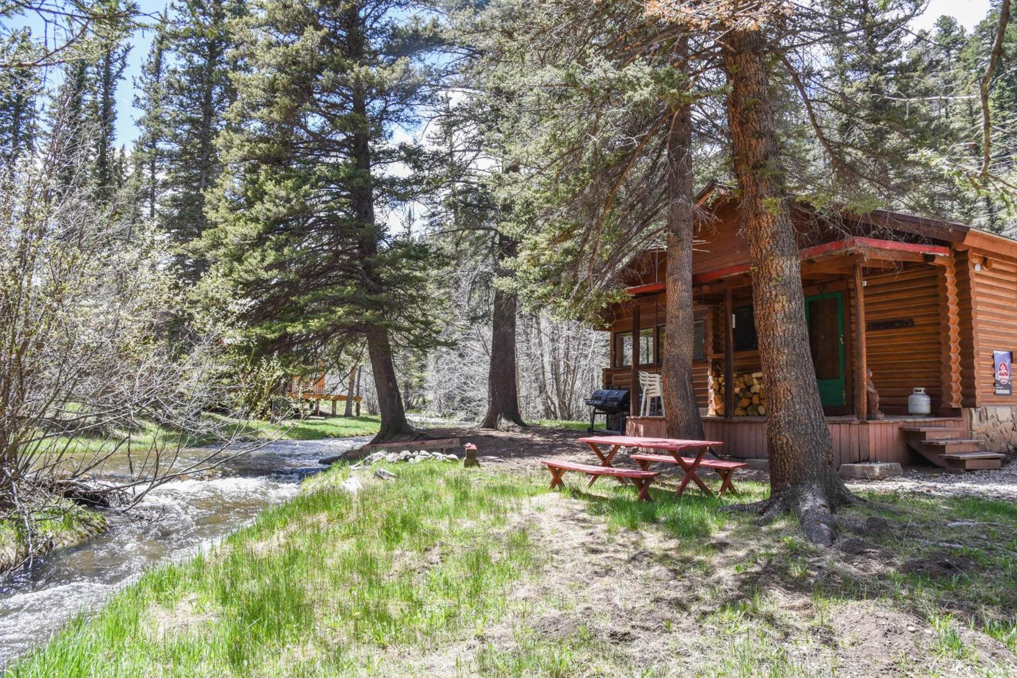 Bear Bait Cabin In Upper Valley With High Speed Wifi Ред-Рівер Екстер'єр фото